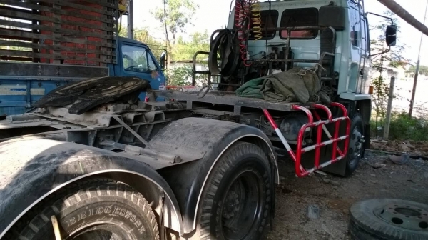 ขาย หัวลาก isuzu rocky 210 + หาง พิ้นเรียบ สภาพพร้อมใช้งาน