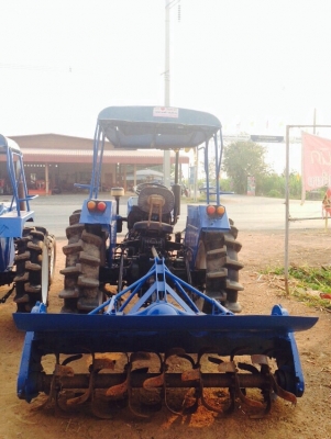 ขายด่วน !! รถไถแชมป์ 354 SLX  พร้อมอุปกรณ์ สภาพดี ราคาถูก