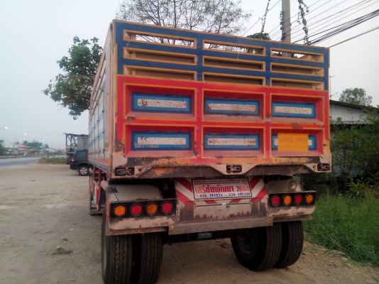 ลูกพ่วงสองคานดั้ม