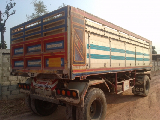 ลูกพ่วงสองคานดั้ม