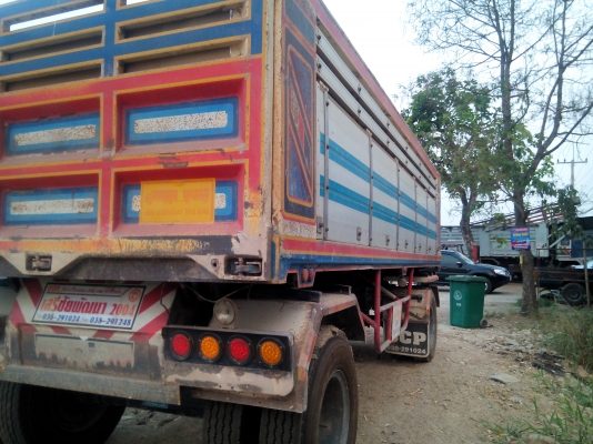 ลูกพ่วงสองคานดั้ม