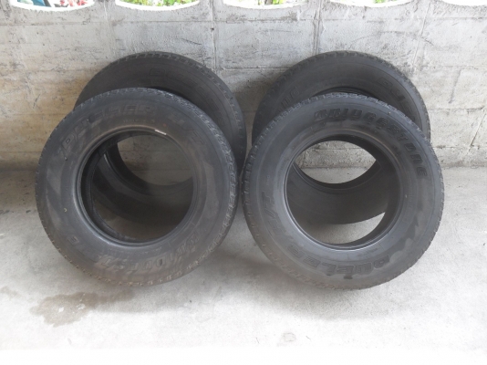 ยาง BRIDGESTONE 205R16 ปี11 ผ้าใบ8ชั้น สวยๆ 4 เส้น ราคา 3300 บาท