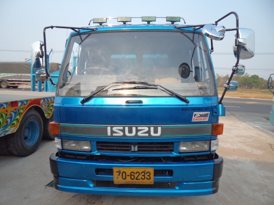 ขายรถดั้ม975000บาทรถอีซูซุ6ล้อดั้มร็อกเครื่อง195แรงสวยพร้อมใช้งาน(จัดไฟแนนท์ได้)