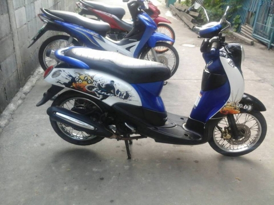 Fino ปี 53 ท่ออาร์ม สีน้ำเงิน ขาว ชุดสีสวย เครื่องแน่นๆ ทดลองขับได้จ้า เอกสารครบ Fino ปี 53 ท่ออาร์ม สีน้ำเงิน ขาว ชุดสีสวย เครื่องแน่นๆ ทดลองขับได้จ้า เอกสารครบ