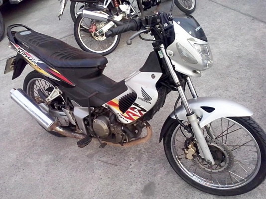 Sonic ตัว2 ไมล์ขาว Sonic ตัว2 ไมล์ขาว