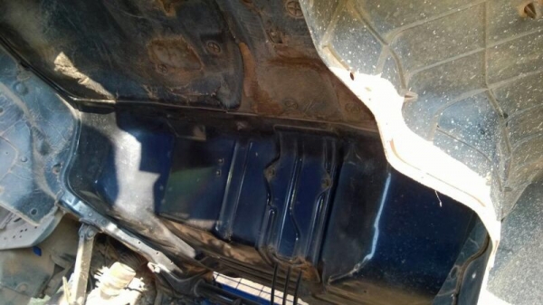 รถอีซูซุ 6 ล้อ NPR72L.  130 แรงม้า.  ( รถประกอบ. )  สนใจติดต่อ 081 - 6079515