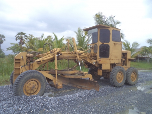 ขายรถเกรด รุ่น Komatsu GD 31