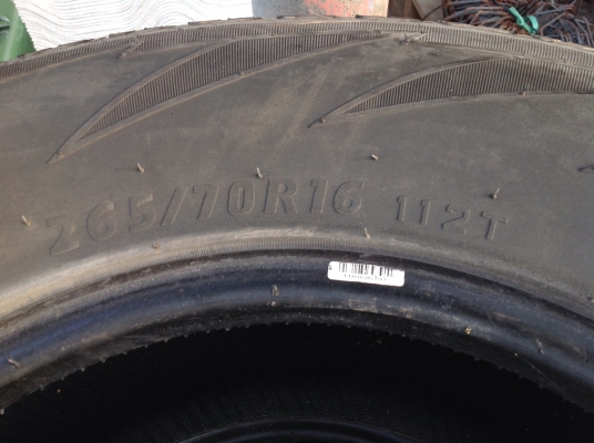 ขายยาง TACOMA TRIL ขนาด 265/70R16 ปี 11