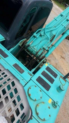 ขายด่วน!!!KOBELCO SK200-8 YN11 รถสวยพร้อมใช้ค่ะ