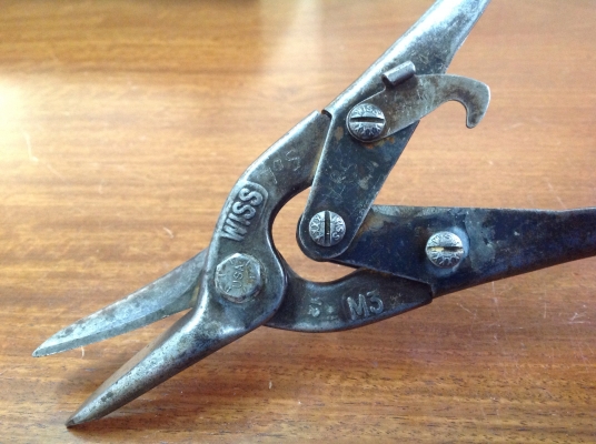 ขายกรรไกรตัดเหล็กแผ่น  สังกะสี  ลวด โบราณ