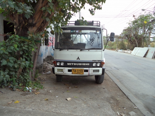 ขายด่วน fuso ปี2533 มือเดียวออกห้างสภาพพร้อมใช้งาน ขายด่วน fuso ปี2533 มือเดียวออกห้างสภาพพร้อมใช้งาน