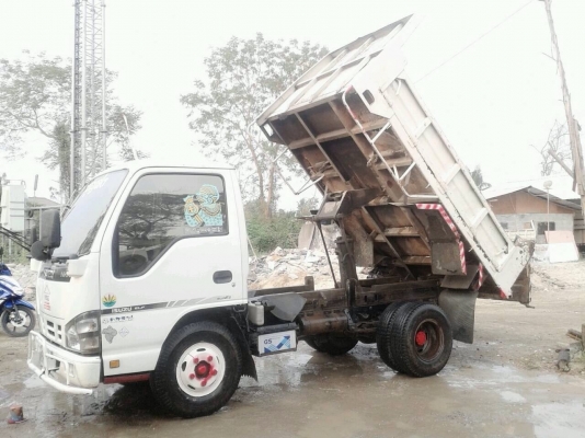 ขาย 6 ล้อดั๊มอีซูซุ 3 คิว