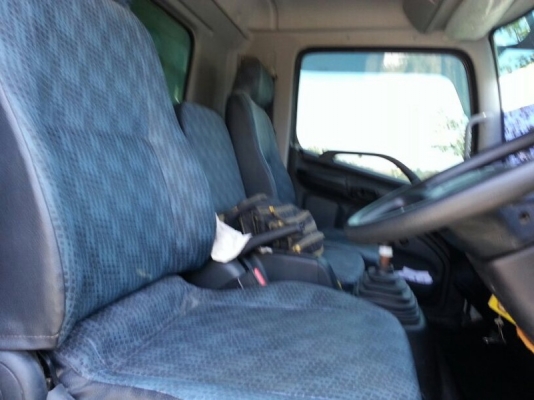 รถฮีโน่  6 ล้อ FC9J  150 แรงม้า.  ปี 55   ( รถวิ่ง 58,xxx กม. )   สนใจติดต่อ 081 - 6079515