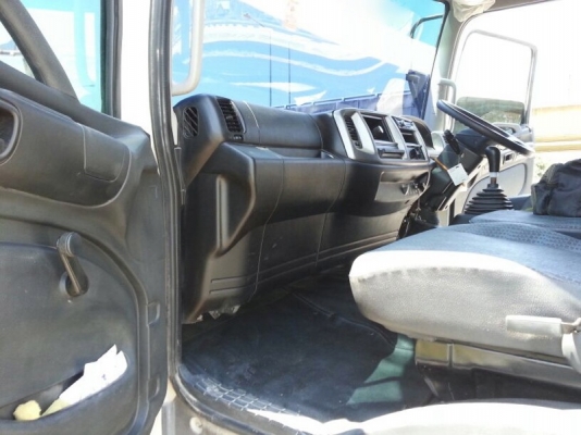 รถฮีโน่  6 ล้อ FC9J  150 แรงม้า.  ปี 55   ( รถวิ่ง 58,xxx กม. )   สนใจติดต่อ 081 - 6079515