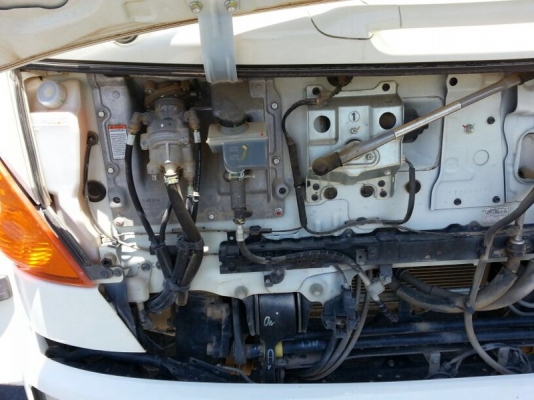 รถฮีโน่  6 ล้อ FC9J  150 แรงม้า.  ปี 55   ( รถวิ่ง 58,xxx กม. )   สนใจติดต่อ 081 - 6079515