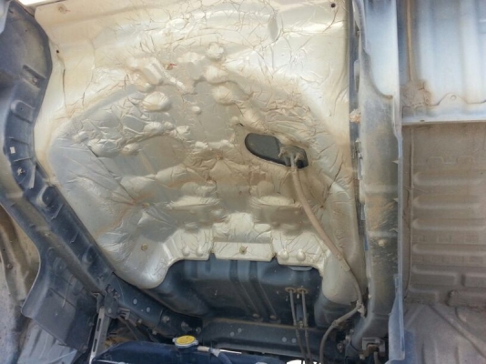 รถฮีโน่  6 ล้อ FC9J  150 แรงม้า.  ปี 55   ( รถวิ่ง 58,xxx กม. )   สนใจติดต่อ 081 - 6079515