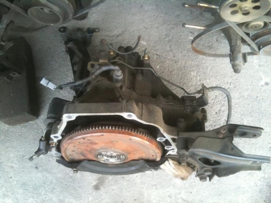 ขาย เกียร์ ธรรมดา d15B  ธรรมดา พร้อมชุด หลัง พร้อม กระบองเกียร์