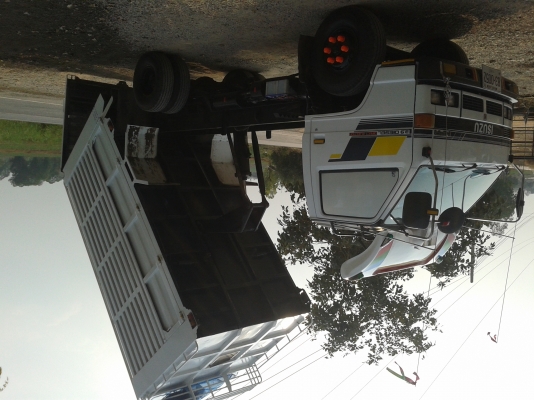 ขายหกล้อกลางดั้มเกษตรสภาพสวยๆ