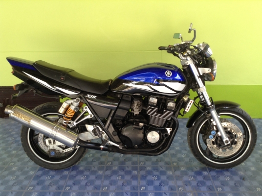 ธารนนทบุรี//ขาย yamaha xjr400 ปี2003 รถสวยเครื่องดีมากๆครับ ราคา75,000บาท  อินวอยท์แท้+ส.พ.ม+พ.ร.บ