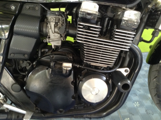 ธารนนทบุรี//ขาย yamaha xjr400 ปี2003 รถสวยเครื่องดีมากๆครับ ราคา75,000บาท  อินวอยท์แท้+ส.พ.ม+พ.ร.บ