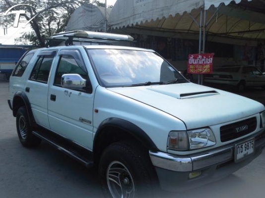 พึ่งเปลี่ยนยางมาใหม่ไม่ได้ใช้แล้ว ขายถูก ยาง 255/70R15 ปี2012