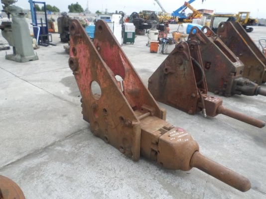 ขายหัวกระแทก หัวเจาะ  NPK PC 200