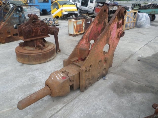 ขายหัวกระแทก หัวเจาะ  NPK PC 200