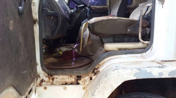 รถอีซูซุ 10 ล้อ ท้ายลาด  240 แรงม้า.  ( *  ไม่มีเล่มทะเบียน. )  สนใจติดต่อ 081 - 6079515