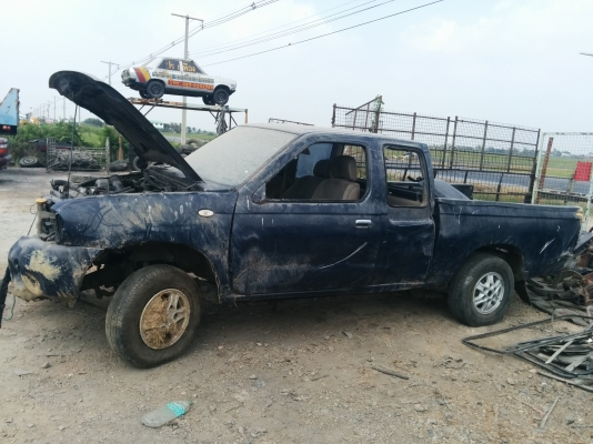 ขายตามสภาพ นิสสัน ฟอนเทียร์ปี03    75,000