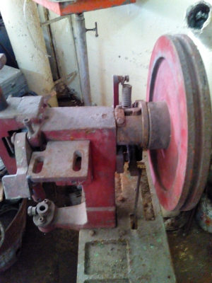 เครื่องย้ำผ้าเบรคผ้าครัช