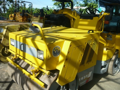 รถบด 3.5 ตัน Sakai SW350 สภาพเนี๊ยบ ไม่มีที่ติ ชม.การทำงานเพียง 500 ชม. รถนอกแท้ นำเข้าจากญีปุ่น