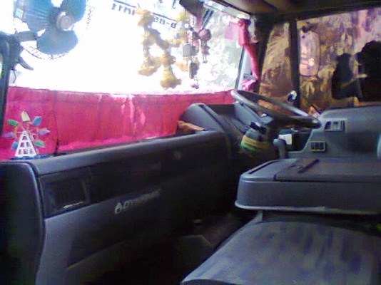 ขาย6ล้อประกอบHINOFD 195แรง HO7Dตู้สแตนเลส โรงนํ้าแข็งไทยกวงบ้านหมี่(ลพบุรี)ซื้อแล้วครับขอบคุณครับ