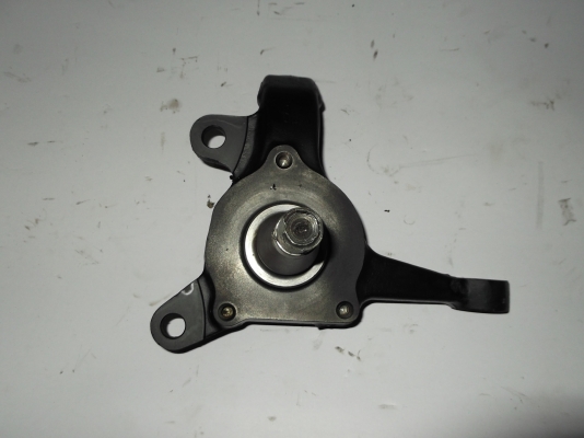 คอม้า ISUZU รุ่น TFR (มังกร) ล่าง 2WD