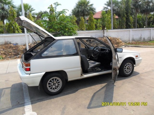 ขายรถมิตซูแชมป์สปอร์ต 3 ประตู ปี92 เครื่องเดิม1.5 เกียร์ธรรมดา ภายในสวยเดิมๆ สะอาดๆ ผ้าหลังคาสะอาด แอร์เย็นๆ คอมแอร์ใหม่ ตัวถังบางๆ แห้งๆ เดิม ไม่เคยทำสี หน้า-หลังเดิมมาก รถขับดีมาก มือเดียวป้ายแดง สมุดคู่มืออยู่ครบ ภาษี57 พร้อมใช้มากครับ ขายถูกครับ