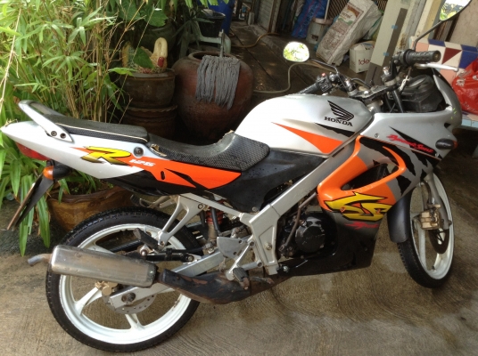 ขายls125 d ตัวใหม่เเท้ รถปี46 เดิมๆ ราคา16500 ขายls125 d ตัวใหม่เเท้ รถปี46 เดิมๆ ราคา16500