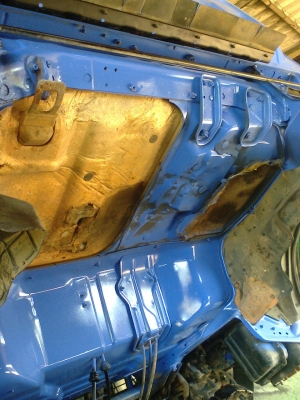 เสี่ยใหญ่ใจถึง เชียงราย มัดจำกางอากาศแล้วคับ เปลี่ยงแปลงจะแจ้งให้ทราบ NPR 120แรงห้างแท้ปี39 หัวการ์ตูน รถสวยจริงๆคับ เครื่องเกียร์แน่นดีมากไม่มีเยิ้ม คัชชีสวยหมุดครบทุกตัว  ช่วงล่าง