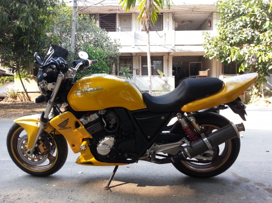 ขาย 2 คัน gsxr 750srad ทะเบียน 168000 superfour 2 ท่อคู่เเต่งเต็มๆ สรรพสามิตร 88500