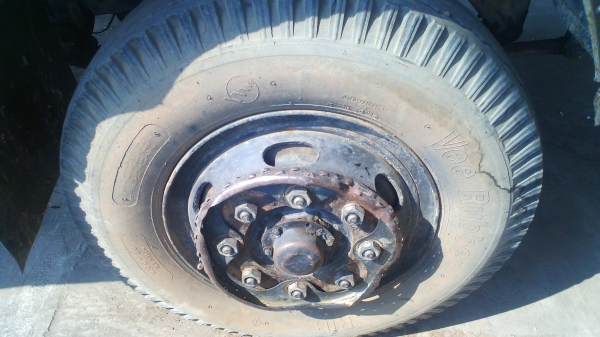 สิบล้อ HINO KT920 รถใช้งานปกติดี มีทะเบียน ลดราคารับซัมเมอร์ จากปกติ 450,000 บาท.