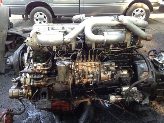 เครื่อง Nissan PE6 Turbo ท่ออ้อม 285 แรงม้า หัวฉีดสั้น แหวนบาง เครื่อง Nissan PE6 Turbo ท่ออ้อม 285 แรงม้า หัวฉีดสั้น แหวนบาง