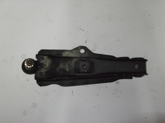 ปีกนก ISUZU รุ่น TFR (มังกร) ล่าง 2WD