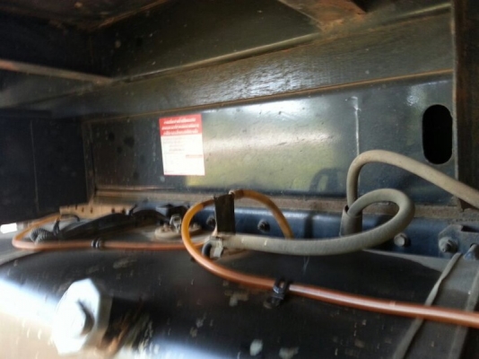 รถอีซูซุ 6 ล้อดั้ม FRR  210 แรงม้า. ปี 53  ( รถวิ่ง 15x,xxx กม. )  สนใจติดต่อ 081 - 6079515