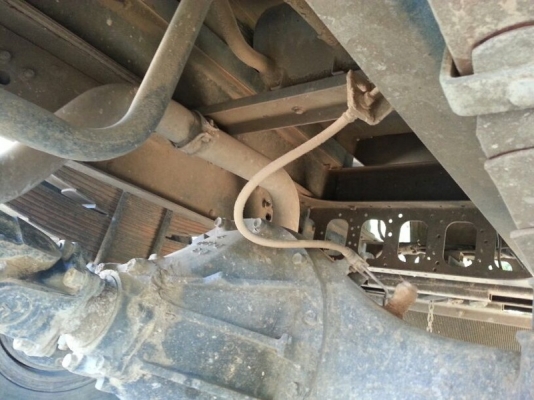 รถอีซูซุ 6 ล้อดั้ม FRR  210 แรงม้า. ปี 53  ( รถวิ่ง 15x,xxx กม. )  สนใจติดต่อ 081 - 6079515