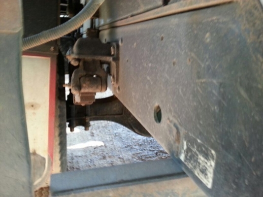 รถอีซูซุ 6 ล้อดั้ม FRR  210 แรงม้า. ปี 53  ( รถวิ่ง 15x,xxx กม. )  สนใจติดต่อ 081 - 6079515