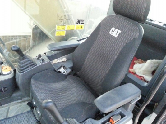 รถแบคโฮ  CAT  320D   ( รถทำงาน 3,1xx ซม. )    สนใจติดต่อ 081 - 6079515