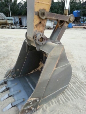 รถแบคโฮ  CAT  320D   ( รถทำงาน 3,1xx ซม. )    สนใจติดต่อ 081 - 6079515