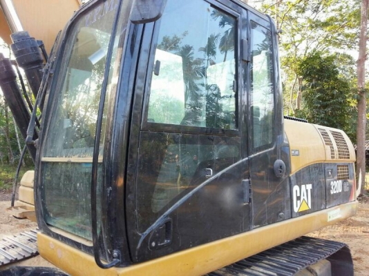 รถแบคโฮ  CAT  320D   ( รถทำงาน 3,6xx ซม. )   ( รถสวย. )  สนใจติดต่อ 081 - 6079515