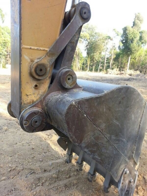 รถแบคโฮ  CAT  320D   ( รถทำงาน 3,6xx ซม. )   ( รถสวย. )  สนใจติดต่อ 081 - 6079515