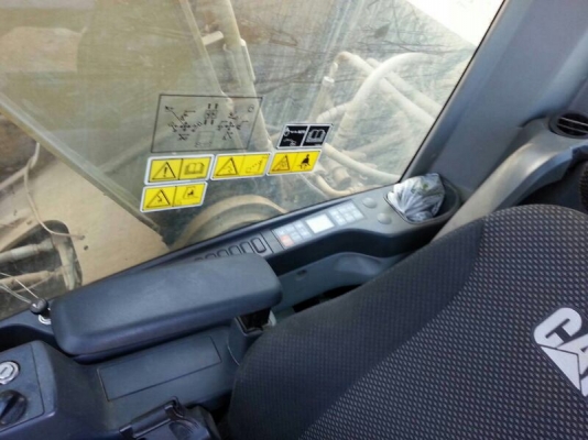 รถแบคโฮ  CAT  320D   ( รถทำงาน 3,6xx ซม. )   ( รถสวย. )  สนใจติดต่อ 081 - 6079515