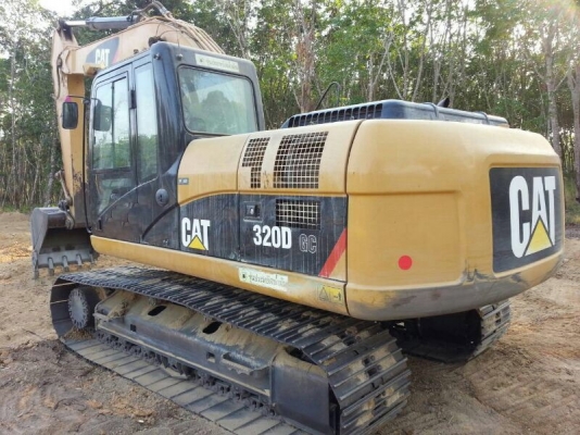 รถแบคโฮ  CAT  320D   ( รถทำงาน 3,6xx ซม. )   ( รถสวย. )  สนใจติดต่อ 081 - 6079515