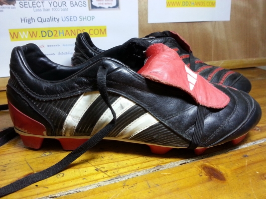 รองเท้าสตั๊ท  มือสองของแท้ งามๆ  .... หลายคู่ครับ